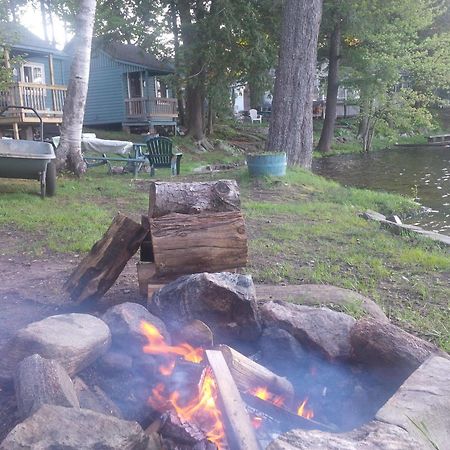 Black Lake Cabins Torrance Экстерьер фото