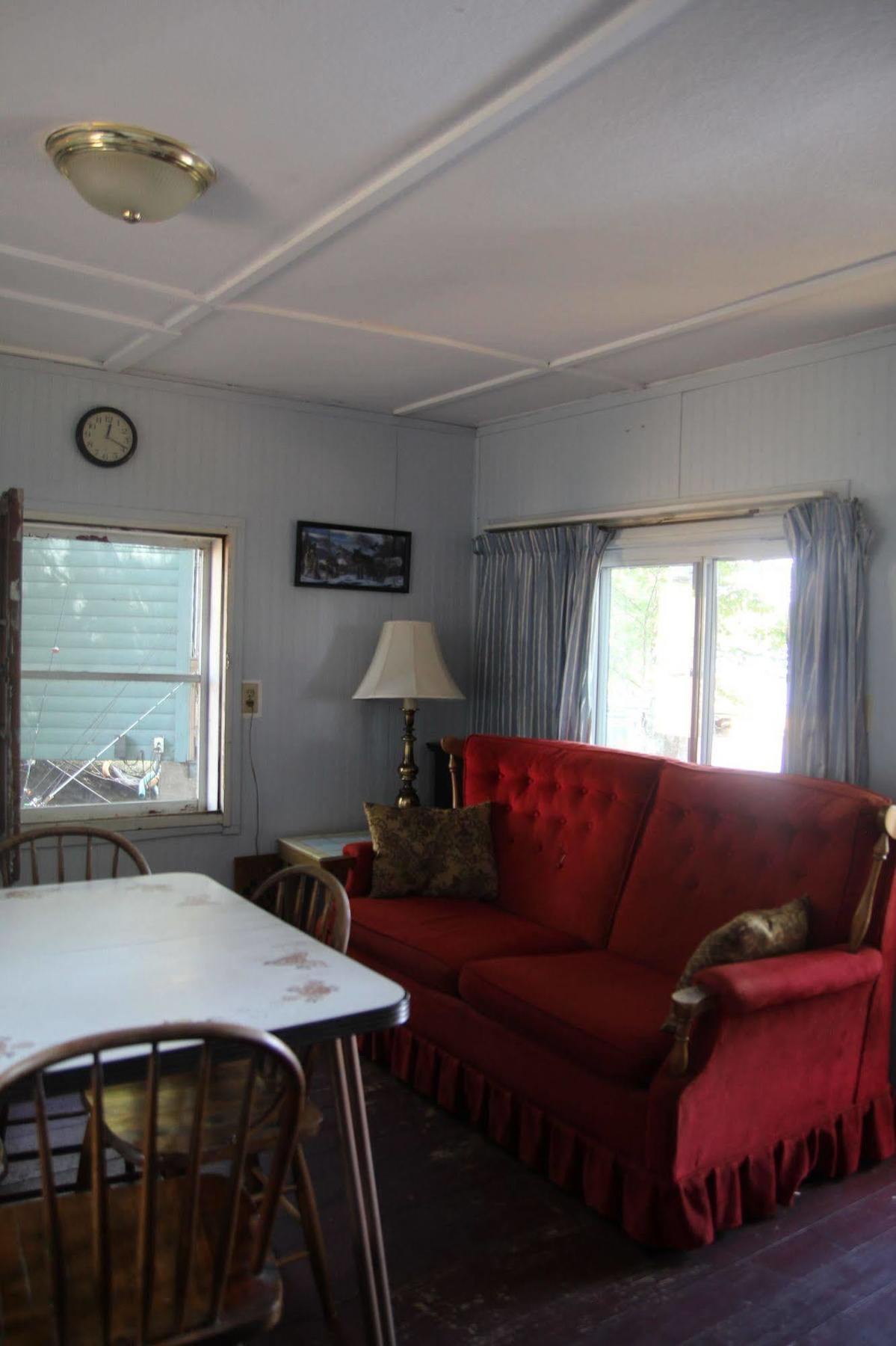 Black Lake Cabins Torrance Экстерьер фото